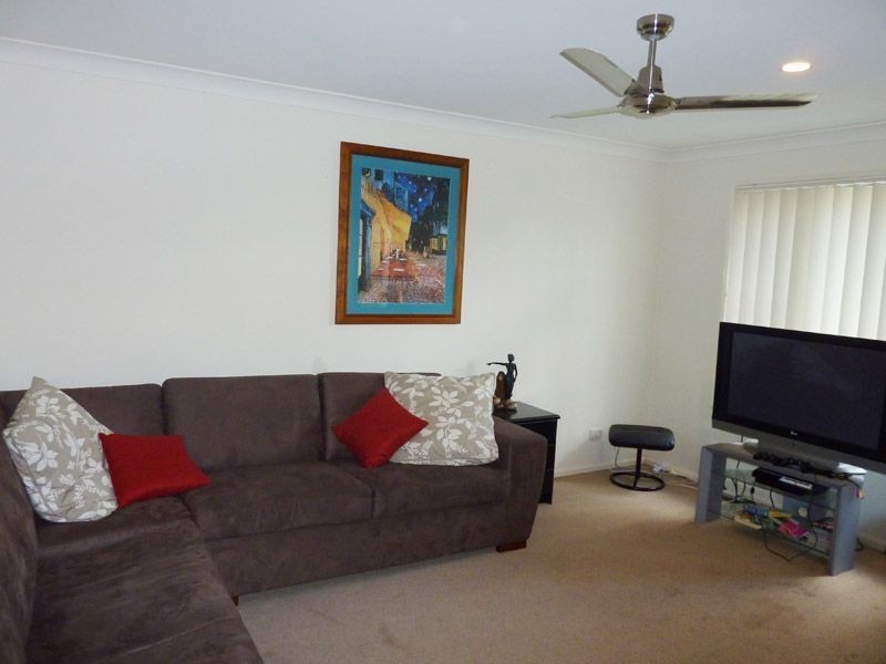 39 Gemini Circuit, Molendinar QLD 4214