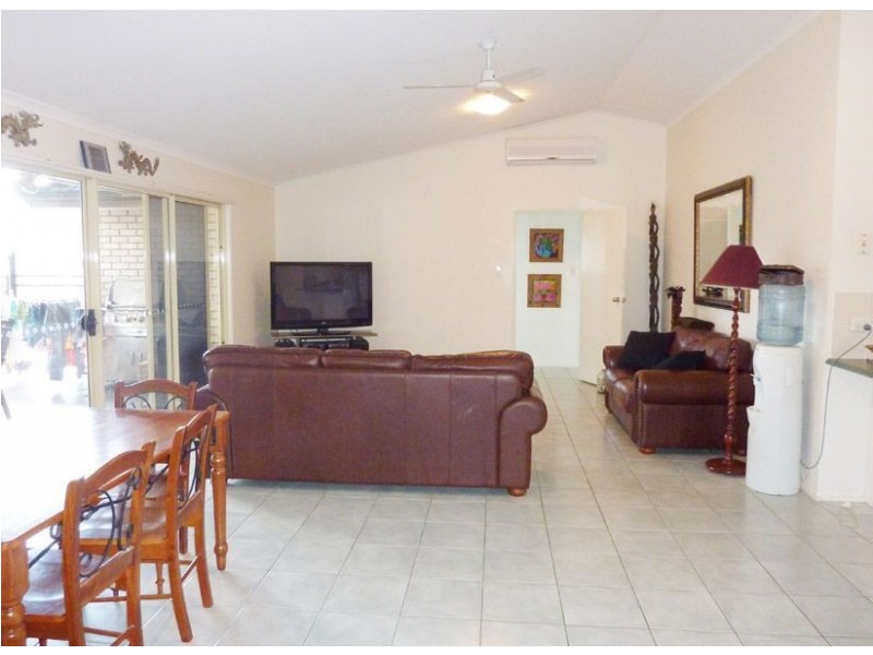 39 Gemini Circuit, Molendinar QLD 4214