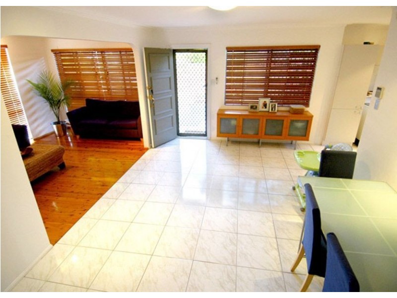 14 O’Doherty Avenue, Southport QLD 4215