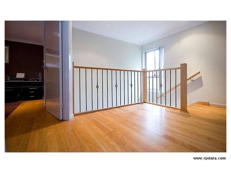 4/3 Blake Street, Southport QLD 4215