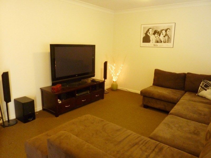 Parkwood QLD 4214