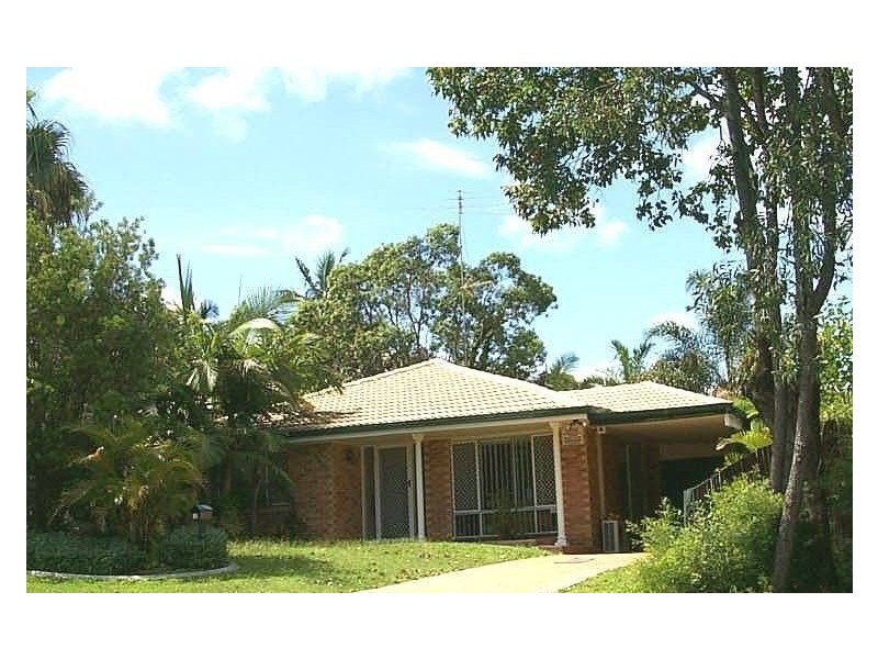 10 Warrigal  Crescent, Ashmore QLD 4214