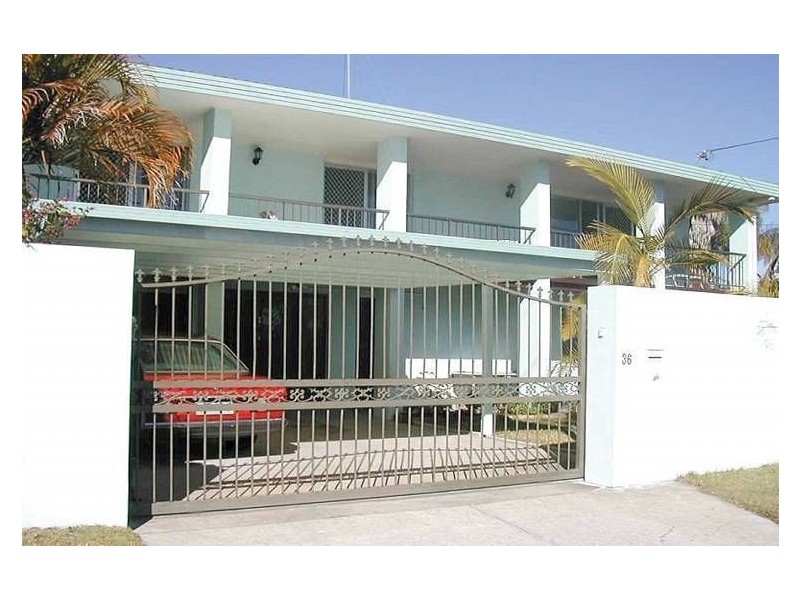 36 Slatyer Avenue, Bundall QLD 4217