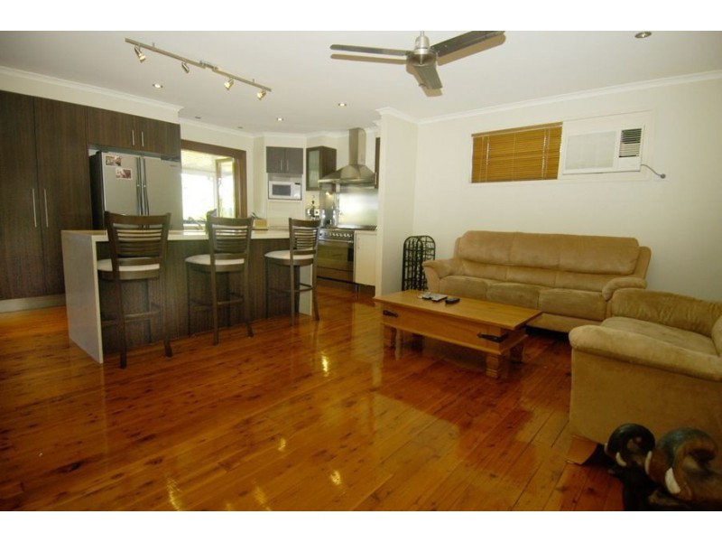 3 Kanni Court, Ashmore QLD 4214