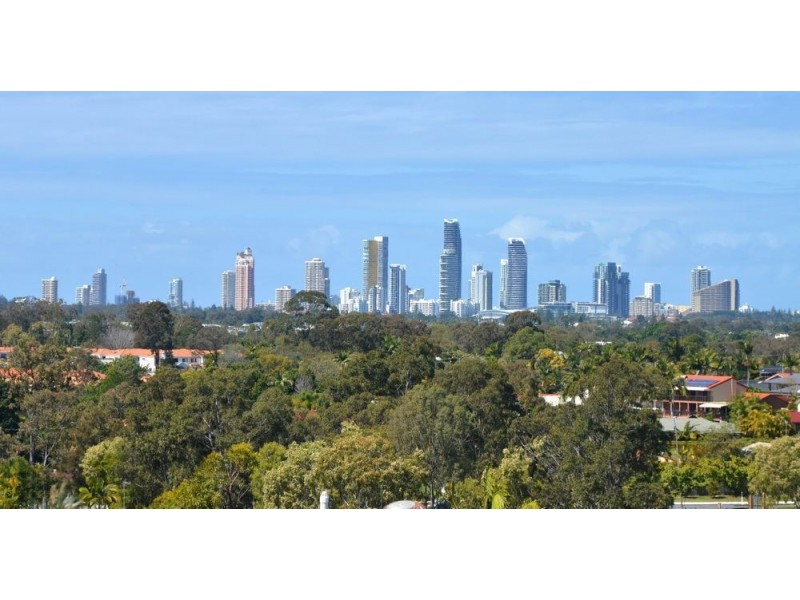 36 Pinkwood Drive, Ashmore QLD 4214