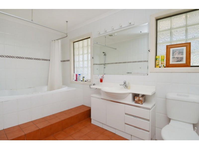 36 Pinkwood Drive, Ashmore QLD 4214