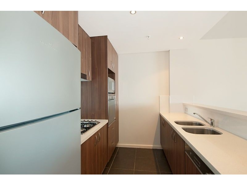 1610/1 Como Crescent, Southport QLD 4215