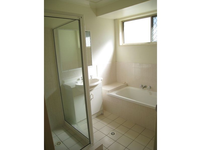3/28 “Dove Court” Golden Palms Court, Ashmore QLD 4214