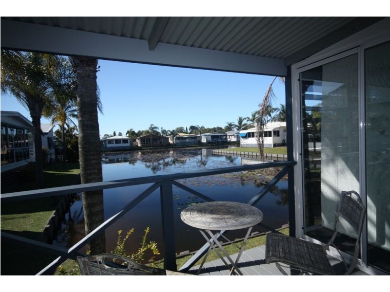 24/368 “Paradise Lakes Resort” Oxley Drive, Runaway Bay QLD 4216