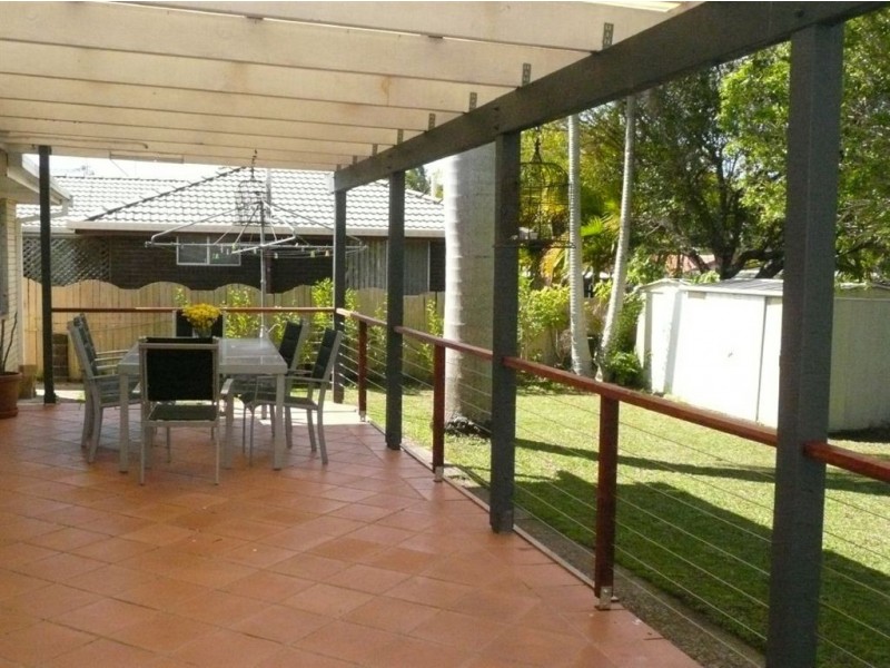 5 Jarmo Crescent, Southport QLD 4215