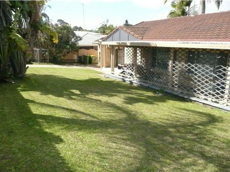 5 Jarmo Crescent, Southport QLD 4215