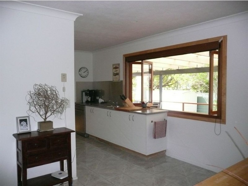 5 Jarmo Crescent, Southport QLD 4215