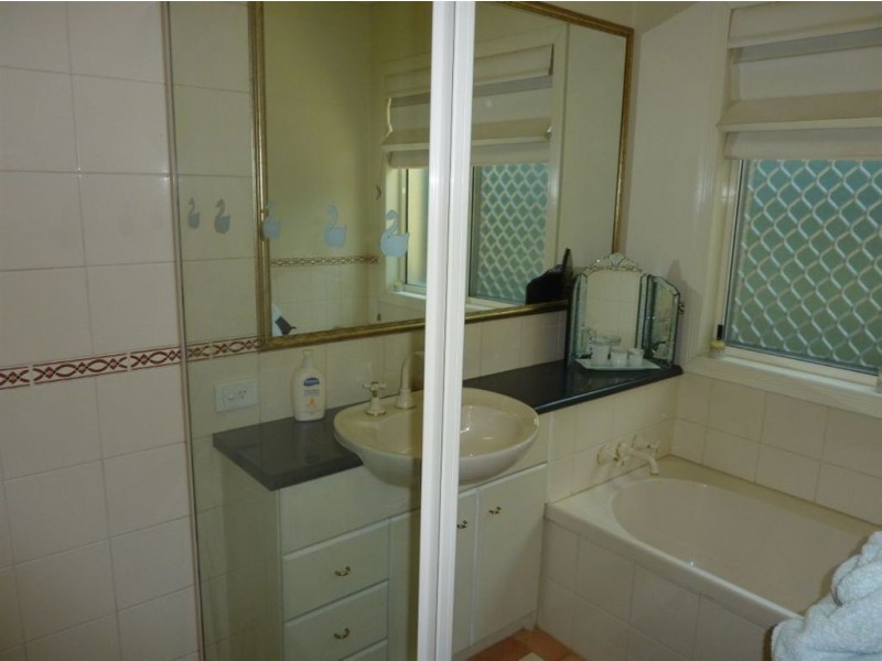 37a Abby Crescent, Ashmore QLD 4214