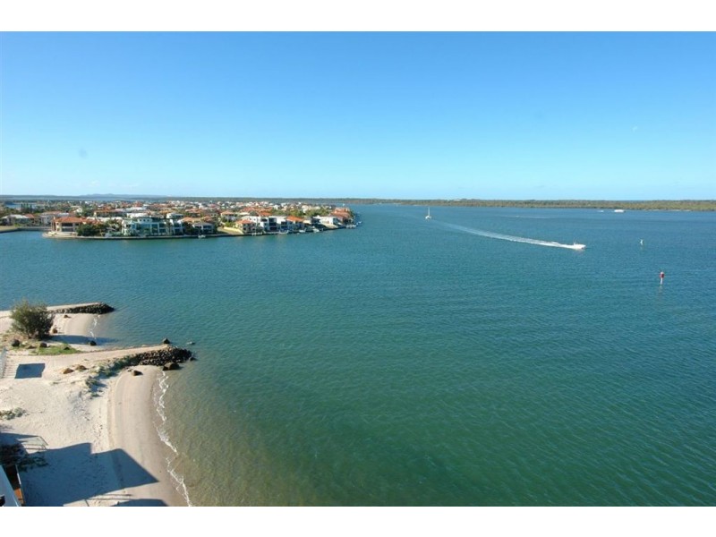 26305 Ephraim Island, Paradise Point QLD 4216