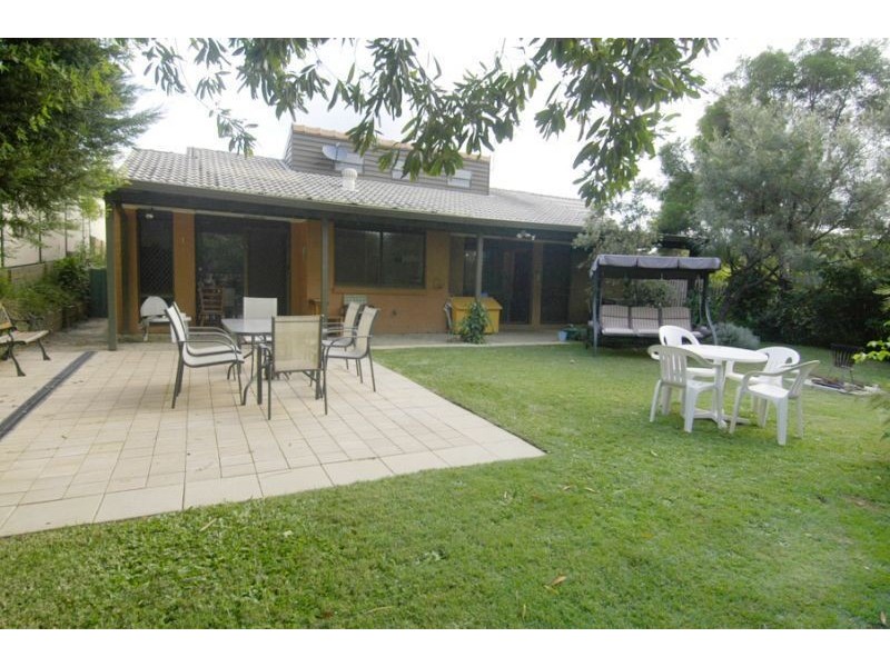 49 Pinkwood Drive, Ashmore QLD 4214