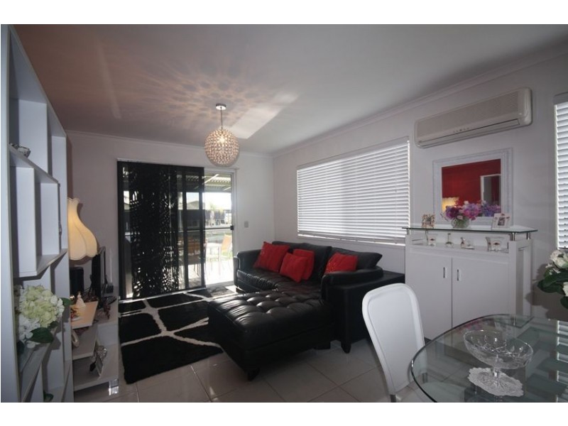 11/368 Oxley Drive, Runaway Bay QLD 4216