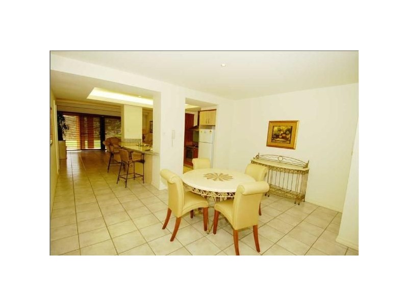 3252 Palladian Drive, Hope Island QLD 4212