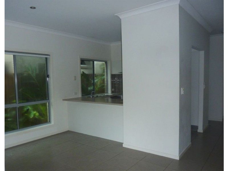 6/16-18 Geoff Wolter Drive, Molendinar QLD 4214