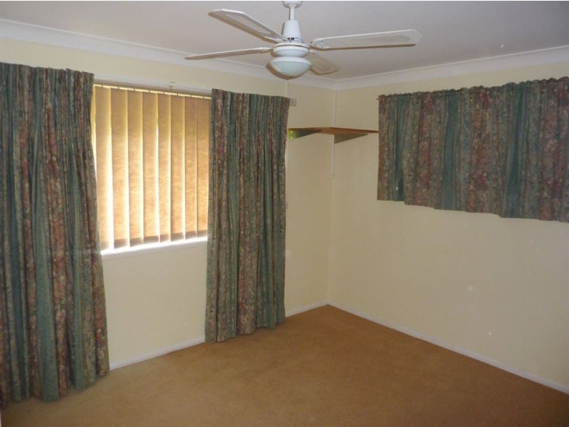 23 Lara Avenue, Southport QLD 4215