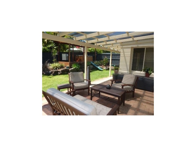 35 Abby Crescent, Ashmore QLD 4214