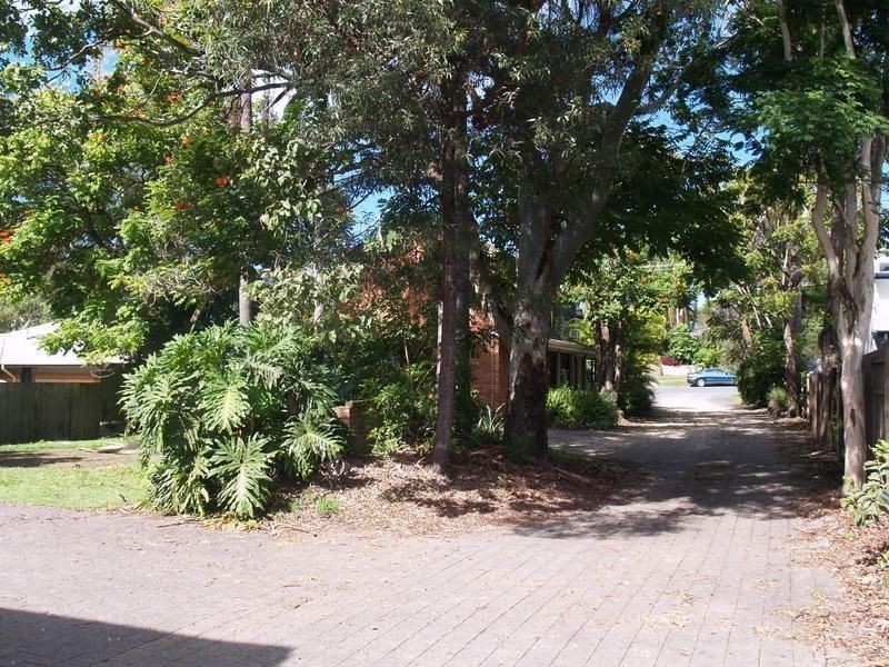 57 Benowa Road, Southport QLD 4215