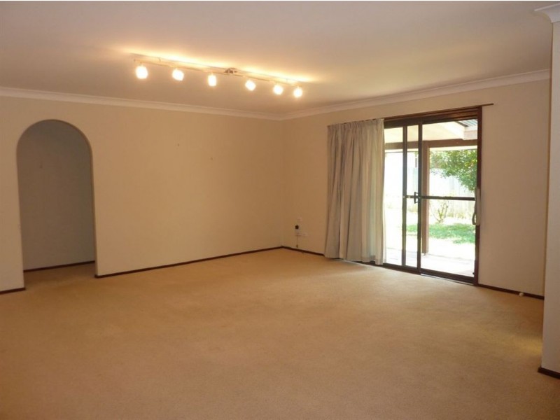 26 Crinum Crescent, Southport QLD 4215