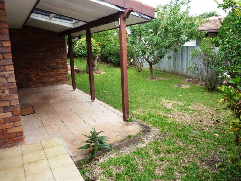 26 Crinum Crescent, Southport QLD 4215