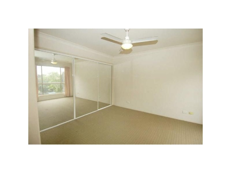25 Serafina Drive, Helensvale QLD 4212
