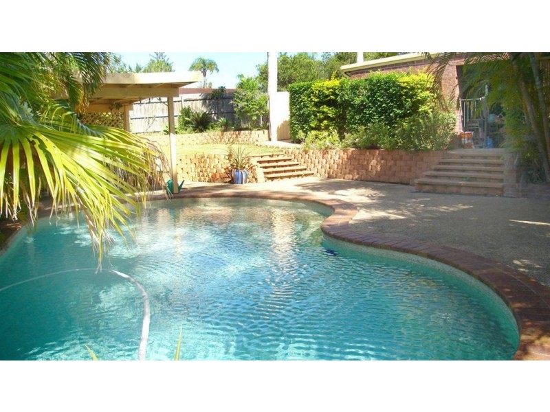 24 Kallaroo Crescent, Ashmore QLD 4214