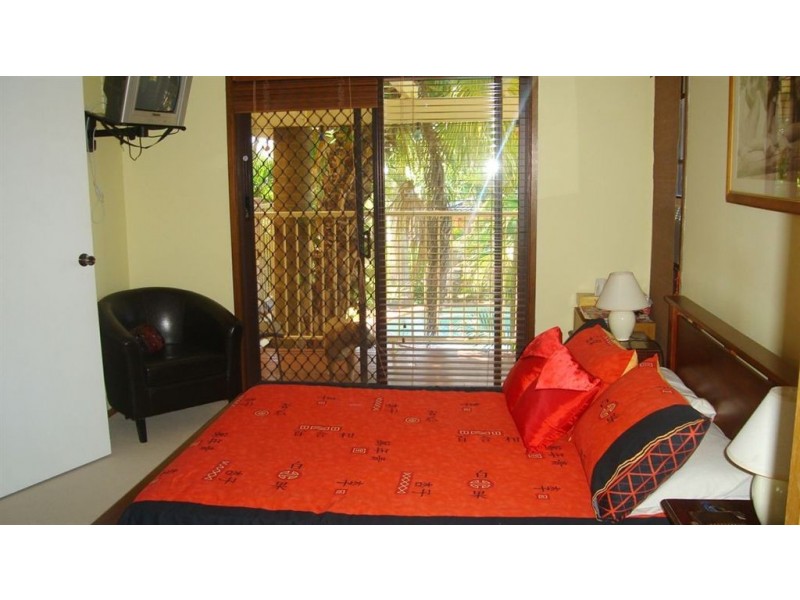 24 Kallaroo Crescent, Ashmore QLD 4214