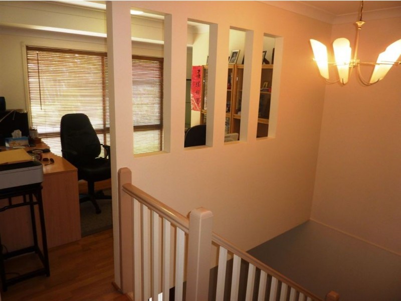 43 Parasol Street, Ashmore QLD 4214