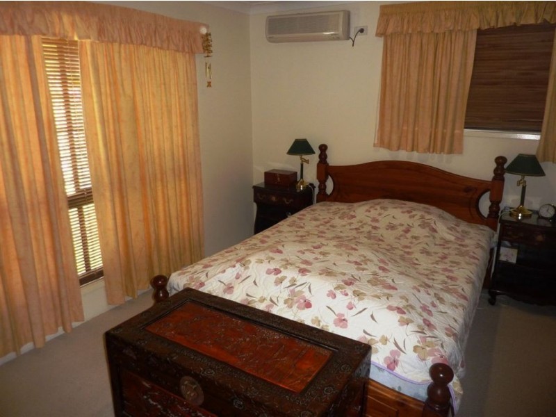 43 Parasol Street, Ashmore QLD 4214