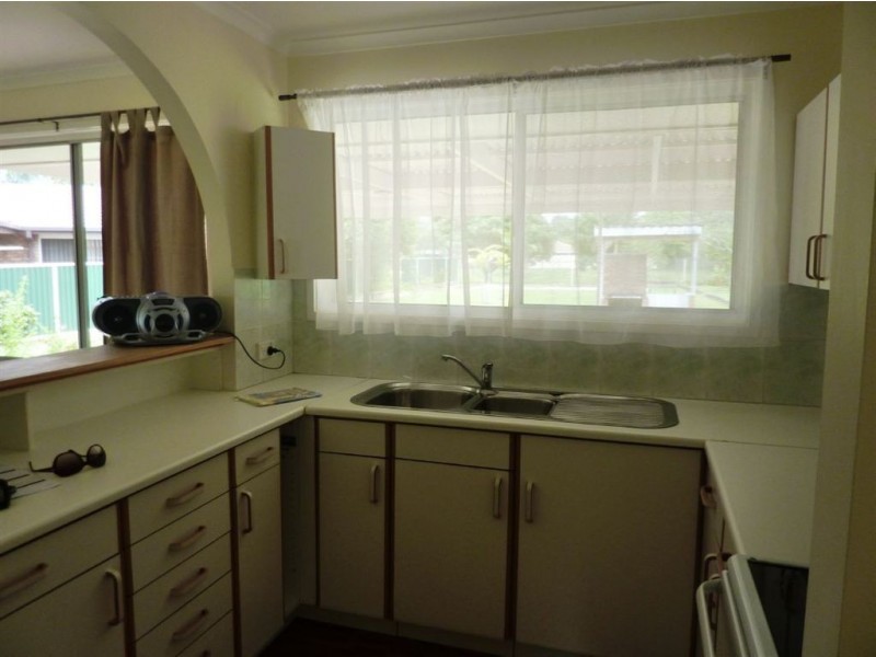 13 Glenmore Drive, Ashmore QLD 4214
