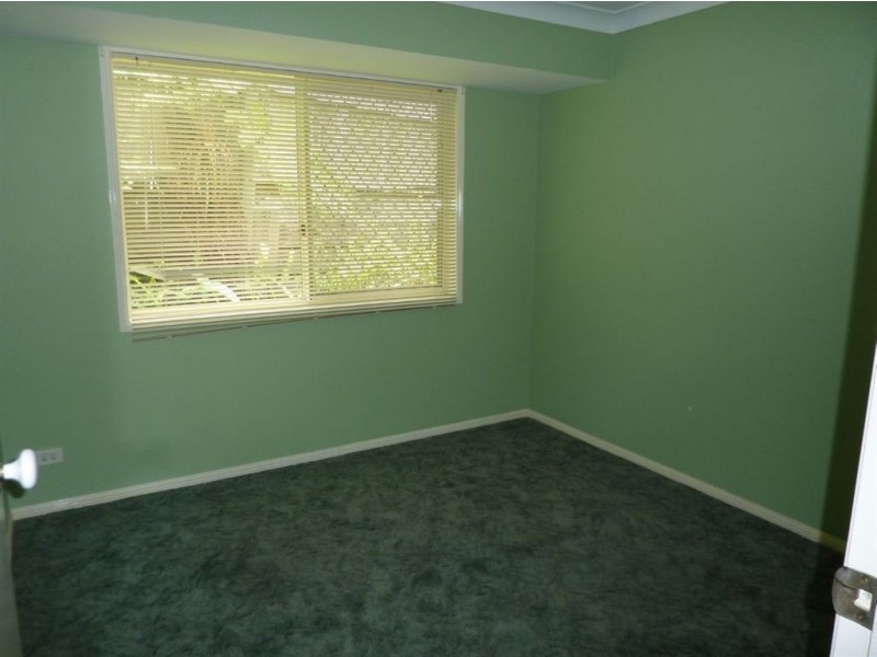 1 Cook Close, Southport QLD 4215