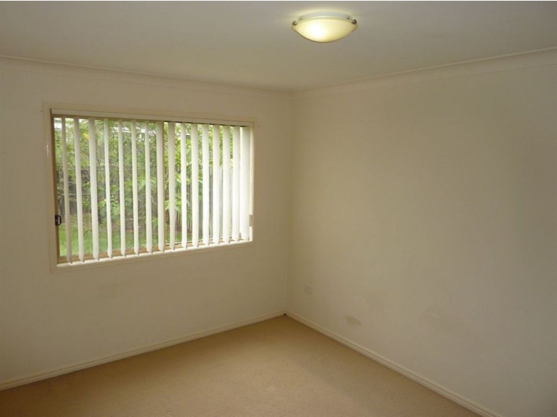 29 Barrs Avenue, Oxenford QLD 4210