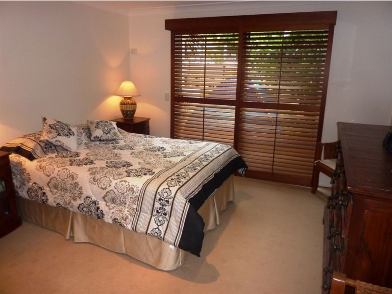3 Abby Crescent, Ashmore QLD 4214