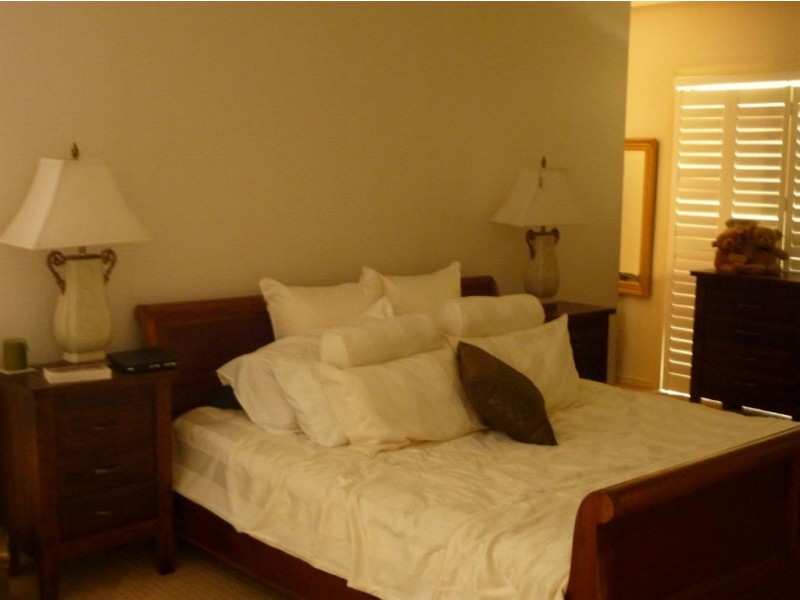 47 Marbella Drive, Benowa QLD 4217