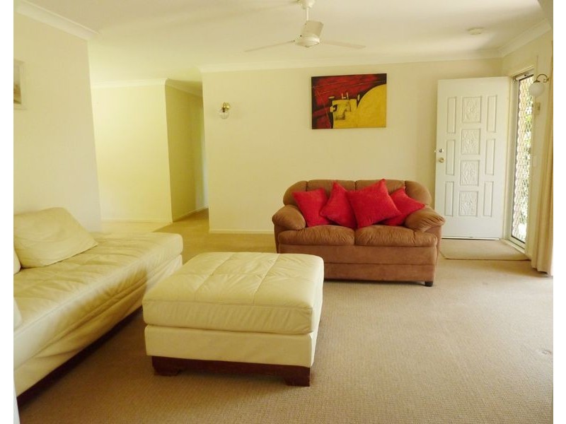 22 Yangoora Crescent, Ashmore QLD 4214
