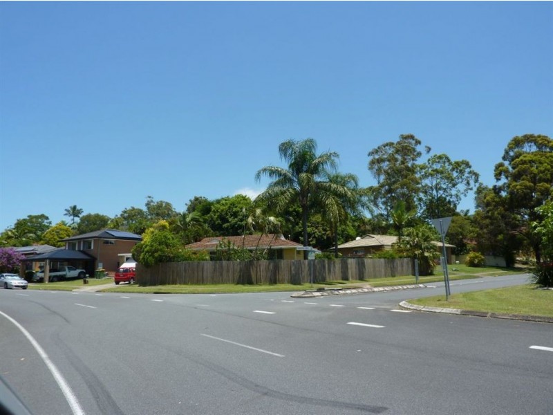 22 Yangoora Crescent, Ashmore QLD 4214