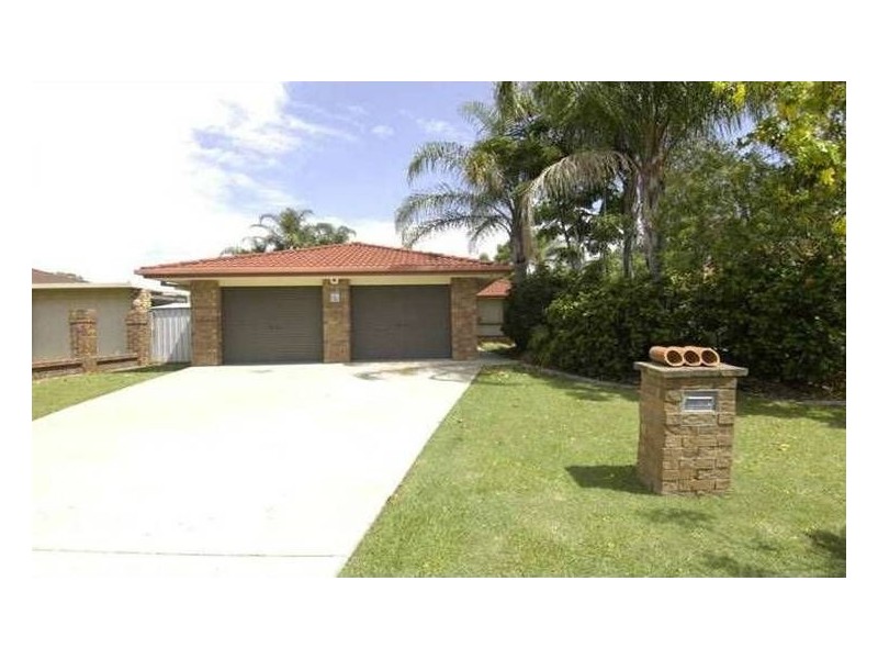 54 Kawana Crescent, Ashmore QLD 4214