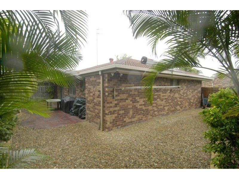 4/33 Golden Palms, Ashmore QLD 4214
