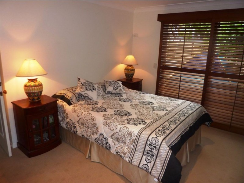 3 Abby Crescent, Ashmore QLD 4214