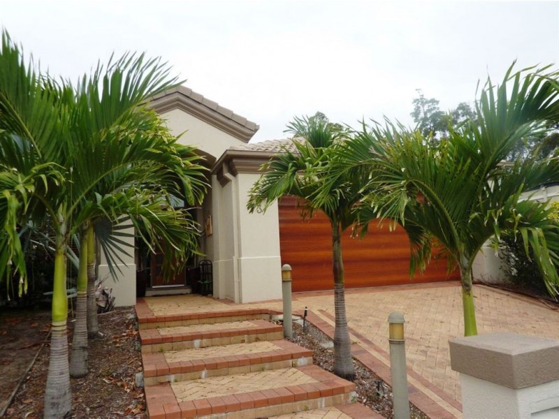 3 Abby Crescent, Ashmore QLD 4214