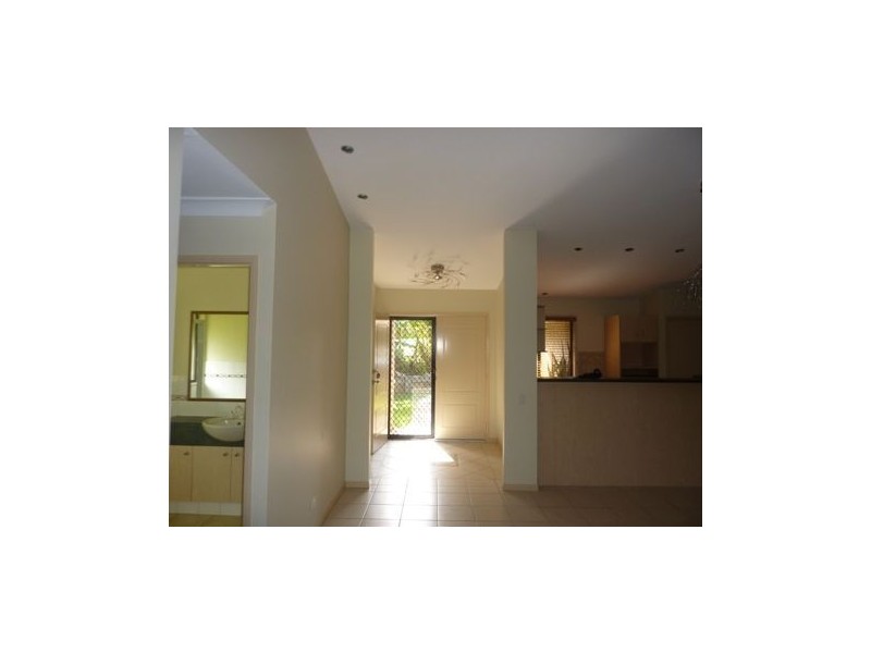 16 Ferngrove Avenue, Upper Coomera QLD 4209