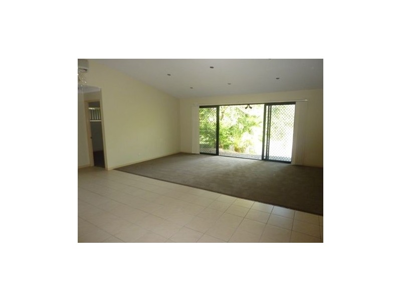 16 Ferngrove Avenue, Upper Coomera QLD 4209