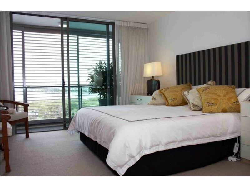 29505 ‘Reserve Precinct’ Ephraim Island Parade, Paradise Point QLD 4216