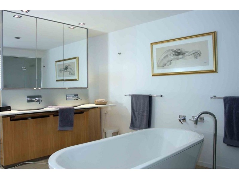 29505 ‘Reserve Precinct’ Ephraim Island Parade, Paradise Point QLD 4216