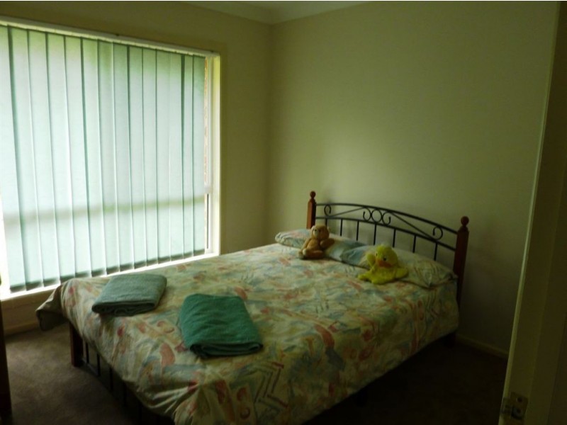 30 Kosciusko Crescent, Southport QLD 4215