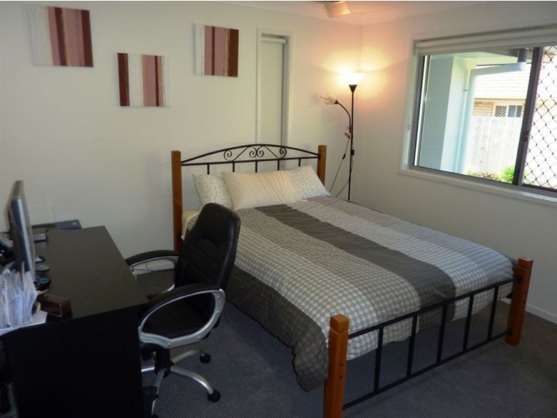 105 Parasol Street, Ashmore QLD 4214