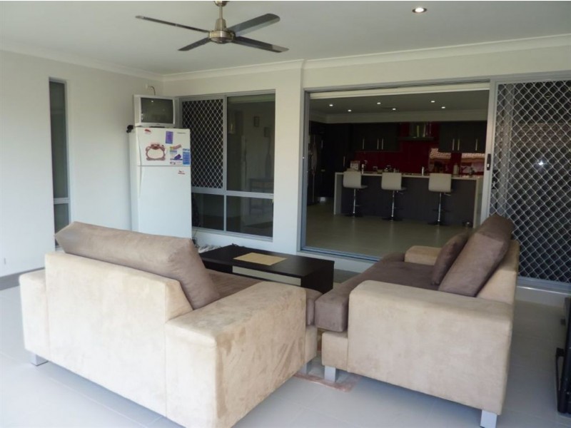 105 Parasol Street, Ashmore QLD 4214